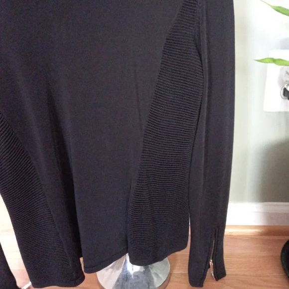 Cache - Picture 4 of 5